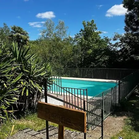 Gite 6 Personnes Avec Piscine Agnac
